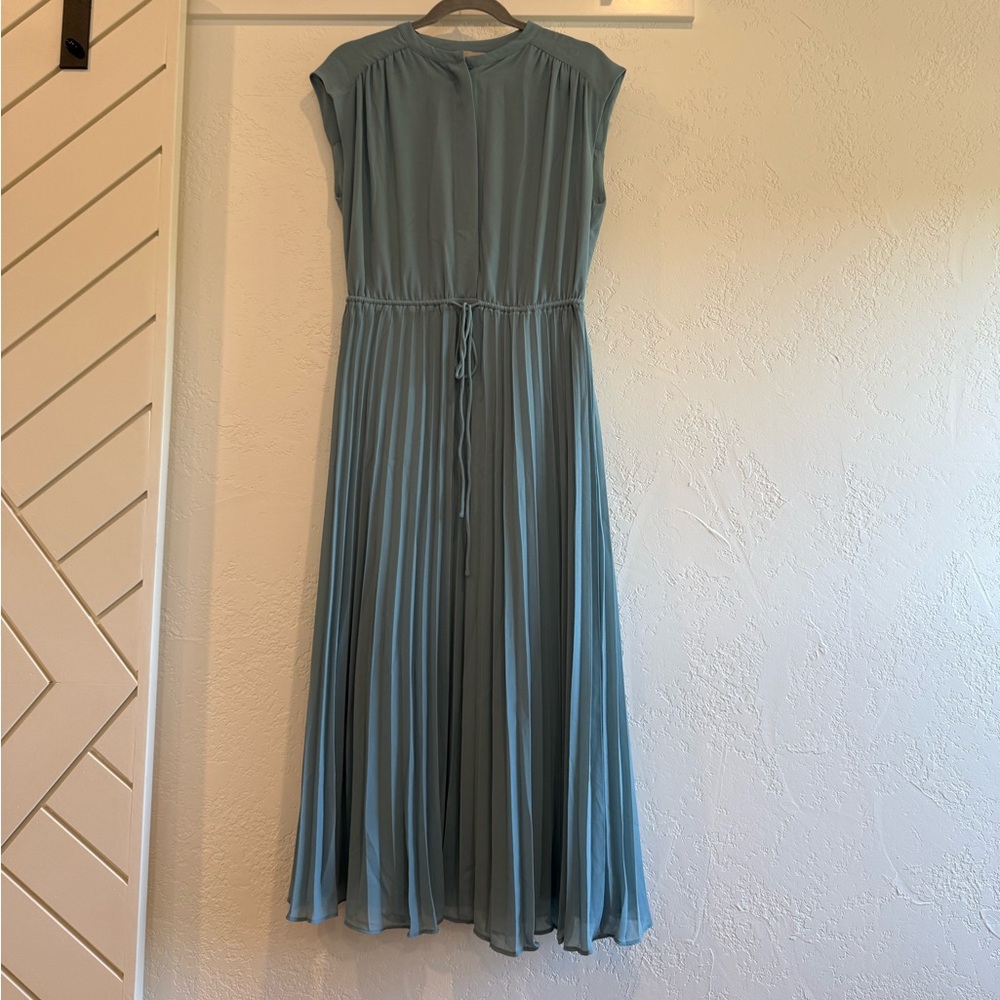 H&M Dusty Blue Pleated Midi Dress Size Medium